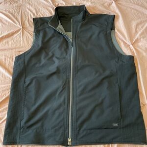 Nike golf performance vest.